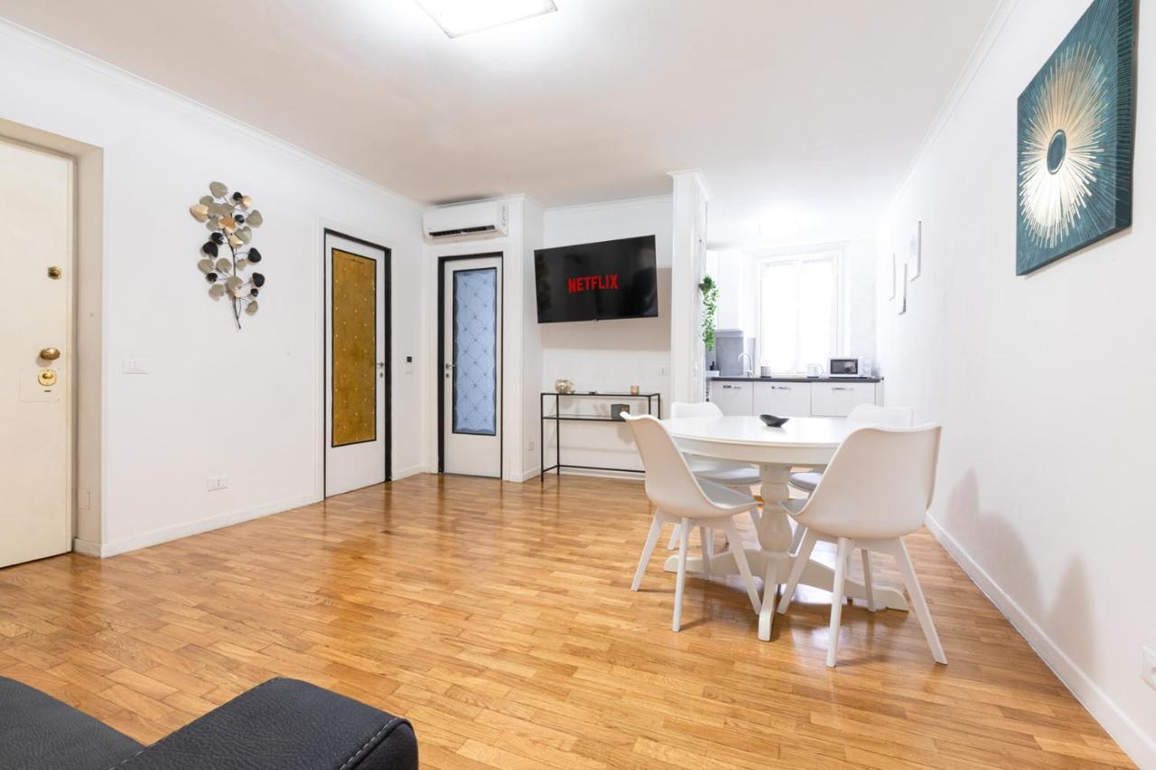 Mosaic Trastevere Silver Apartment - Top Collection Рим Екстер'єр фото